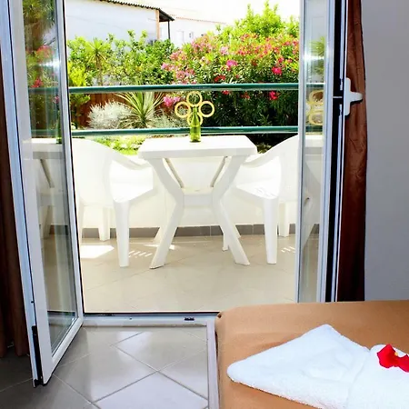 Cavos House * 카보스