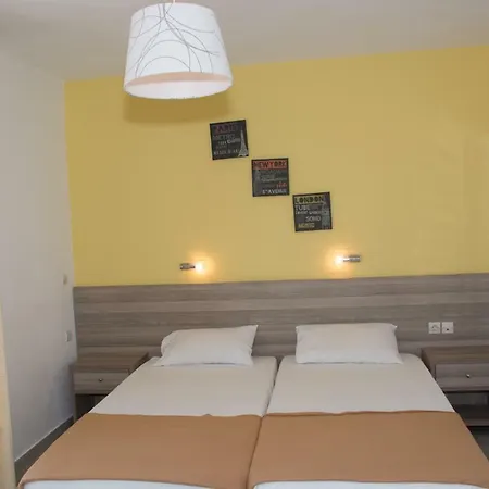 Cavos House Кавос