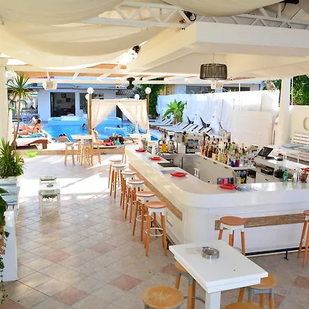 Cavos House * Kavos