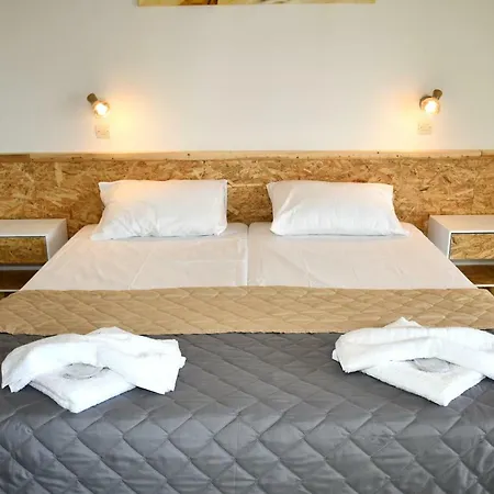 Cavos House * Kavos