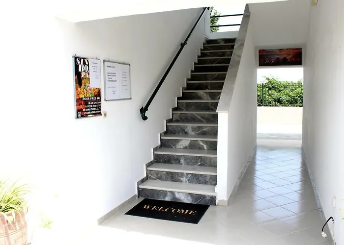 Apartmán Cavos House *